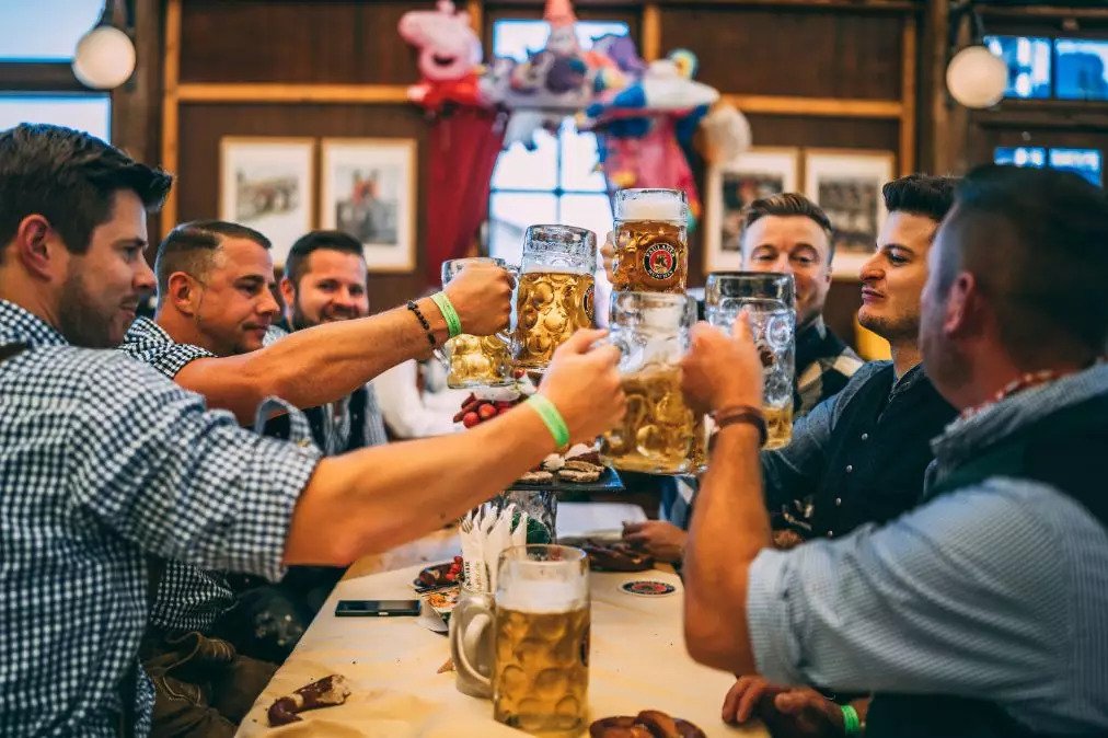 Is Lederhosen A Royal Bavarian Trend in Germany? - Lederhosen For Sale