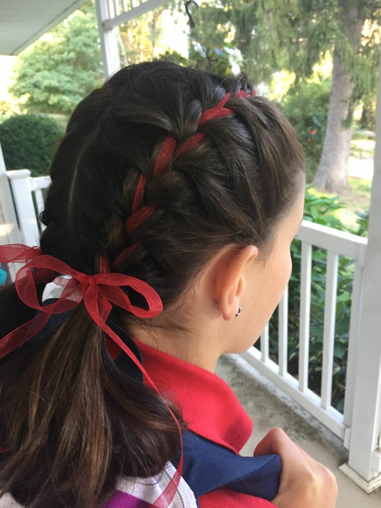 Oktoberfest Hairstyles for Women to Elevate Your Dirndl Dresses